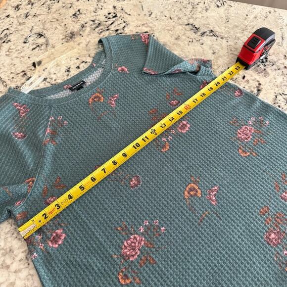 Torrid Classic Fit Waffle Crew Neck Raglan Tee 1X NWT 14488594 - Picture 11 of 12